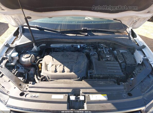 3VV1B7AX1NM015454 2022 VOLKSWAGEN TIGUAN White Հետևի տեսք