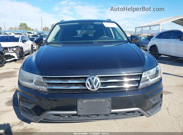 3VV1B7AX6JM079449 2018 VOLKSWAGEN TIGUAN Black Вид щитка приладів