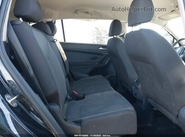 3VV1B7AX6JM079449 2018 VOLKSWAGEN TIGUAN Black Вид наклейки з VIN-кодом