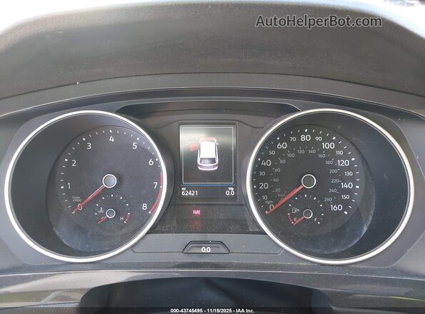 3VV1B7AX6JM079449 2018 VOLKSWAGEN TIGUAN Black Вид задніх сидінь
