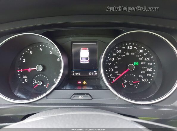 3VV1B7AX6LM083004 2020 VOLKSWAGEN TIGUAN Black Հետևի նստատեղերի տեսք