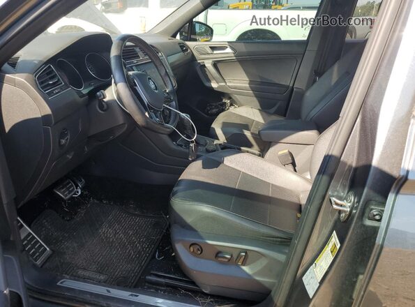 3VV2B7AX3LM162795 2020 VOLKSWAGEN TIGUAN Gray Widok wnętrza z przodu
