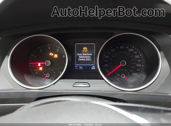 3VV2B7AX5KM054290 2019 VOLKSWAGEN TIGUAN Green Widok tylnych siedzeń