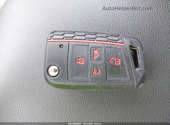 3VV2B7AX7MM123550 2021 VOLKSWAGEN TIGUAN White 