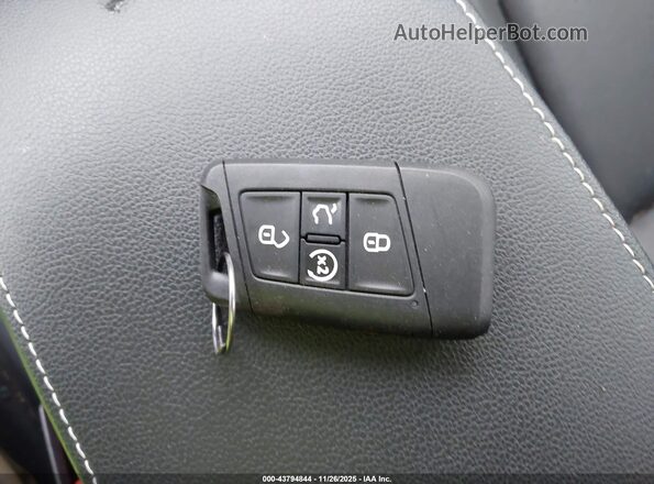 3VV2B7AX8RM019883 2024 VOLKSWAGEN TIGUAN Gray Առջևի վահանակի տեսք