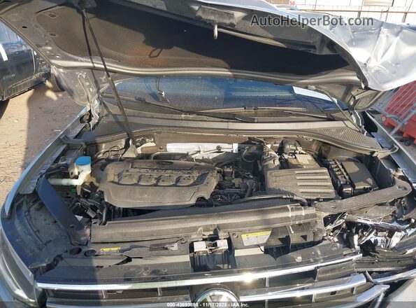 3VV2B7AX8RM033914 2024 VOLKSWAGEN TIGUAN Gray Rear view