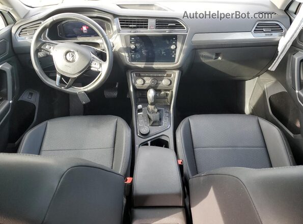 3VV2B7AX9LM076567 2020 VOLKSWAGEN TIGUAN White წინა პანელის ხედი