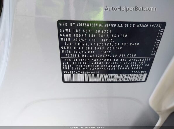 3VV2B7AX9RM040614 2024 VOLKSWAGEN TIGUAN White Vista del compartimento del motor
