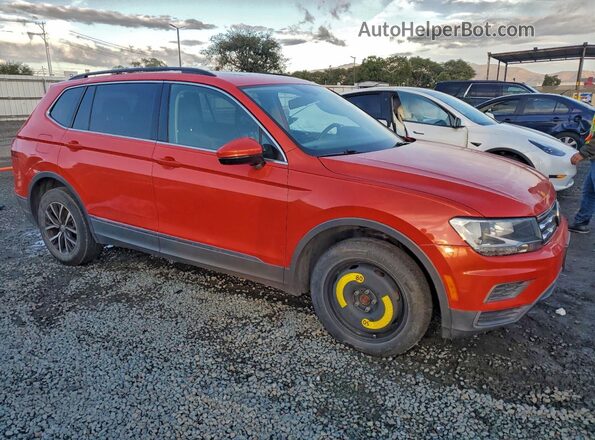 3VV3B7AX1JM062373 2018 VOLKSWAGEN TIGUAN Red 