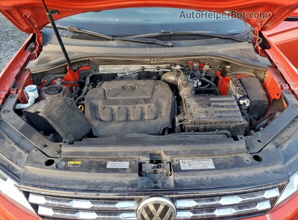 3VV3B7AX1JM062373 2018 VOLKSWAGEN TIGUAN Red 