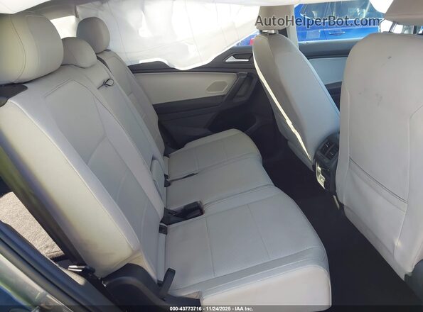 3VV3B7AX2MM140034 2021 VOLKSWAGEN TIGUAN Gray VIN կոդի պիտակի տեսք