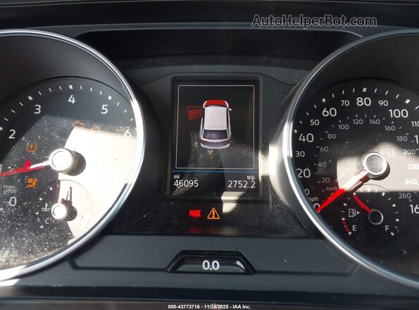 3VV3B7AX2MM140034 2021 VOLKSWAGEN TIGUAN Gray Հետևի նստատեղերի տեսք