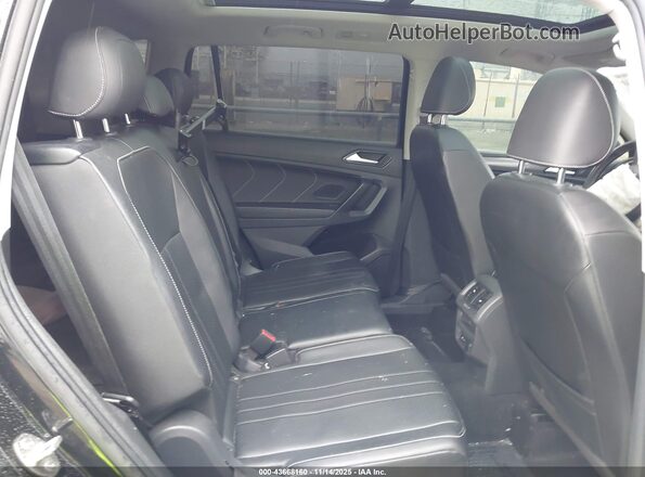 3VV3B7AX3NM062512 2022 VOLKSWAGEN TIGUAN Black Vista de la etiqueta del VIN