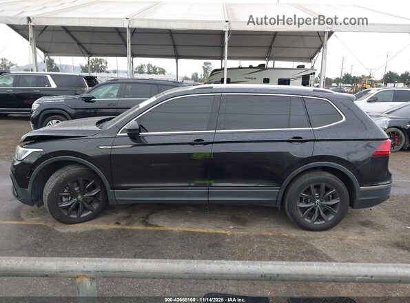 3VV3B7AX3NM062512 2022 VOLKSWAGEN TIGUAN Black Vista interior de 360 grados