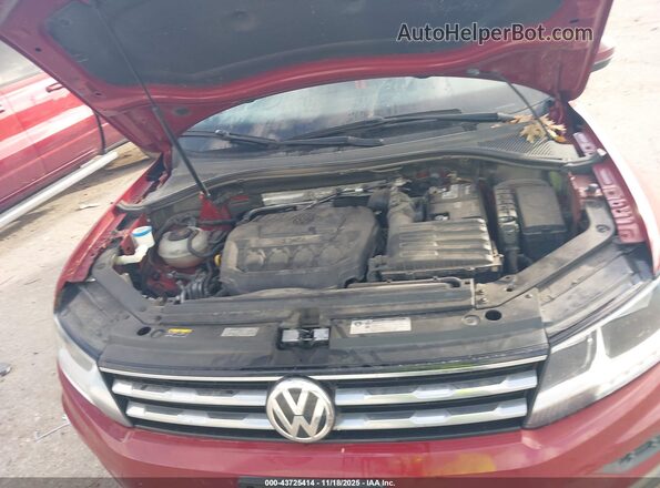 3VV3B7AX4LM064749 2020 VOLKSWAGEN TIGUAN Red Rear view