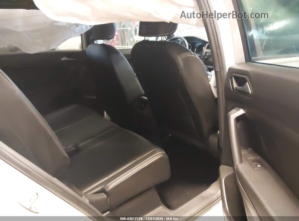 3VV3B7AX7MM030810 2021 VOLKSWAGEN TIGUAN White 