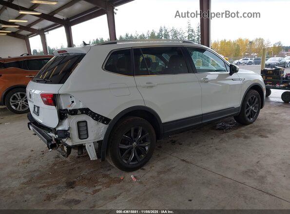 3VV3B7AX8RM042956 2024 VOLKSWAGEN TIGUAN Белый Задняя правая четверть