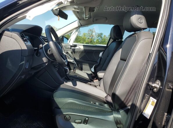 3VV3B7AX8RM186314 2024 VOLKSWAGEN TIGUAN Black Front interior view