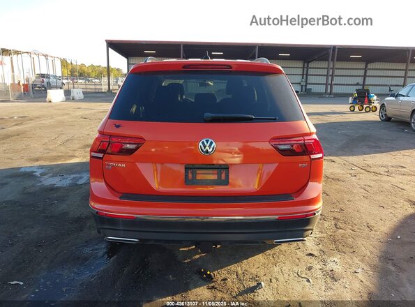 3VV3B7AX9JM090678 2018 VOLKSWAGEN TIGUAN Orange 