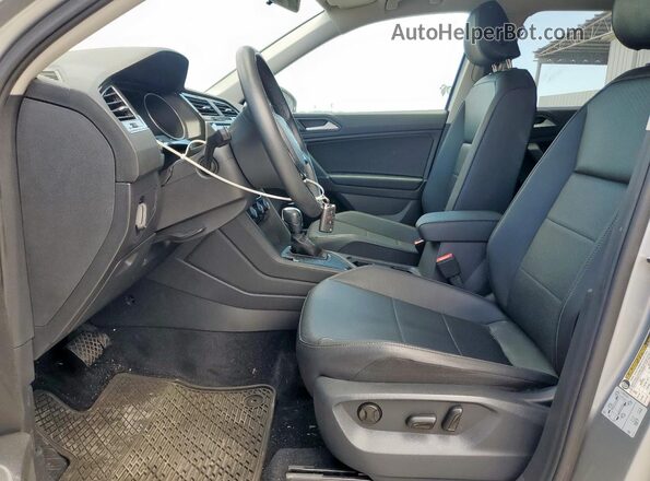3VV3B7AX9LM157296 2020 VOLKSWAGEN TIGUAN Silver Vista interior delantera