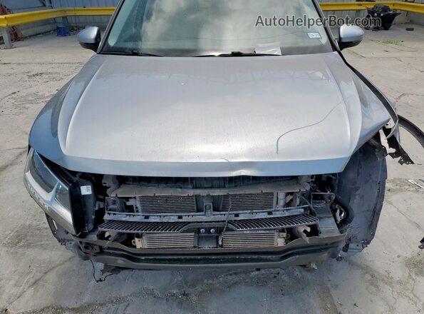 3VV3B7AX9LM157296 2020 VOLKSWAGEN TIGUAN Silver Vista interior trasera