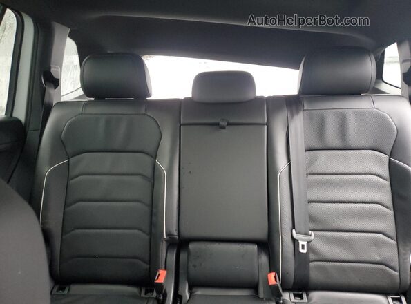 3VV4B7AX0NM012803 2022 VOLKSWAGEN TIGUAN White Widok tylnych siedzeń