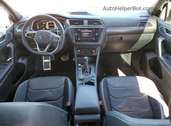 3VV4B7AX2NM139150 2022 VOLKSWAGEN TIGUAN Серый Вид панели приборов