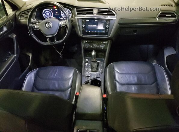 3VV4B7AX7JM008337 2018 VOLKSWAGEN TIGUAN Blue 