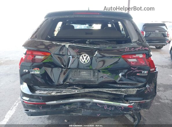 3VV4B7AX7JM190573 2018 VOLKSWAGEN TIGUAN Черный 