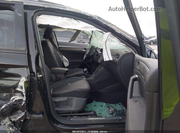 3VV5B7AX1RM227956 2024 VOLKSWAGEN TIGUAN Black წინა სალონის ხედი