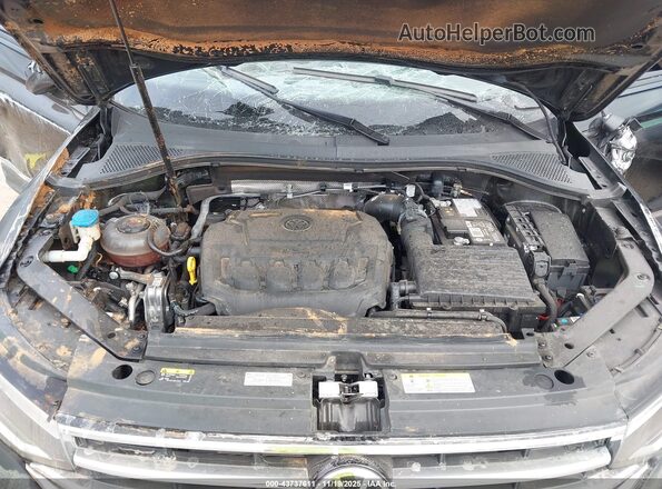 3VV5B7AX1RM227956 2024 VOLKSWAGEN TIGUAN Black უკანა ხედი
