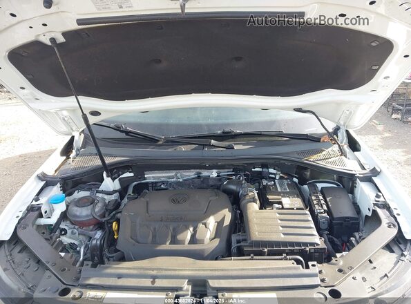 3VV8B7AX0NM066071 2022 VOLKSWAGEN TIGUAN White უკანა ხედი