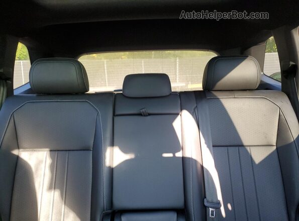 3VV8B7AX3RM003519 2024 VOLKSWAGEN TIGUAN Black უკანა სავარძლების ხედი