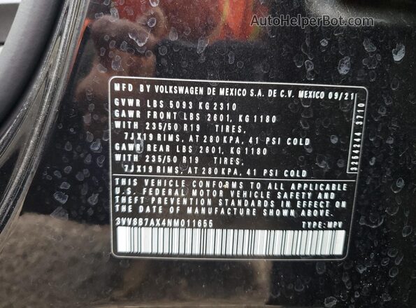 3VV8B7AX4NM011655 2022 VOLKSWAGEN TIGUAN Черный Вид наклейки с VIN-кодом