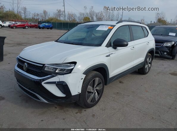 3VV8X7B27RM017153 2024 VOLKSWAGEN TAOS Белый Передняя левая четверть