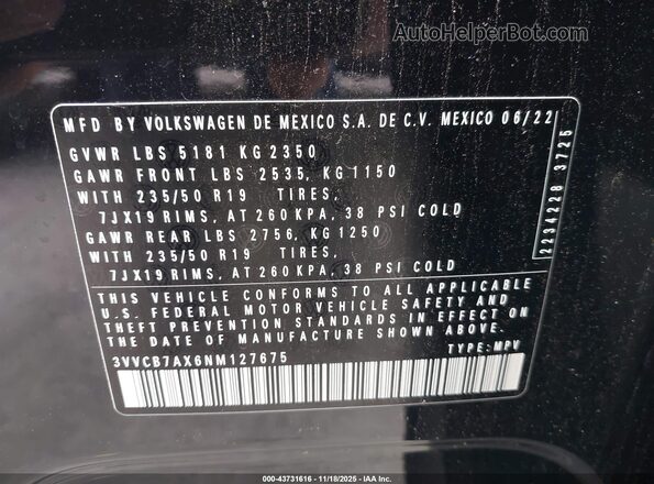 3VVCB7AX6NM127675 2022 VOLKSWAGEN TIGUAN Черный Вид подкапотного пространства