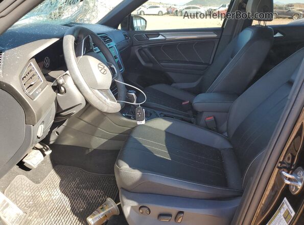 3VVCB7AX6RM109196 2024 VOLKSWAGEN TIGUAN Черный Вид салона спереди