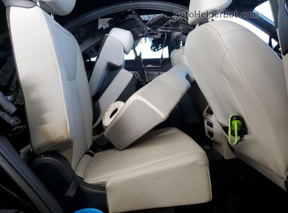 3VVCB7AX8NM081069 2022 VOLKSWAGEN TIGUAN Black უკანა სალონის ხედი
