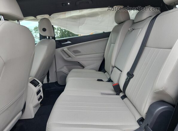 3VVCB7AX8PM093029 2023 VOLKSWAGEN TIGUAN Black უკანა სავარძლების ხედი
