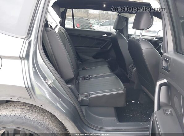 3VVCB7AX9NM078438 2022 VOLKSWAGEN TIGUAN Gray Vista de la etiqueta del VIN