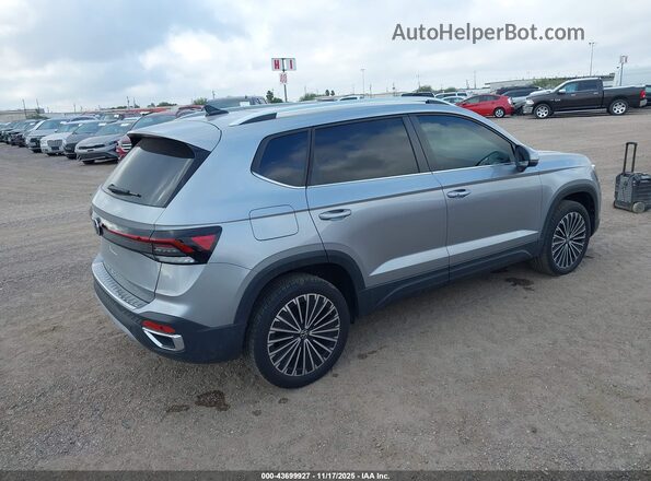 3VVEC7B28SM007932 2025 VOLKSWAGEN TAOS Gray Հետևի աջ