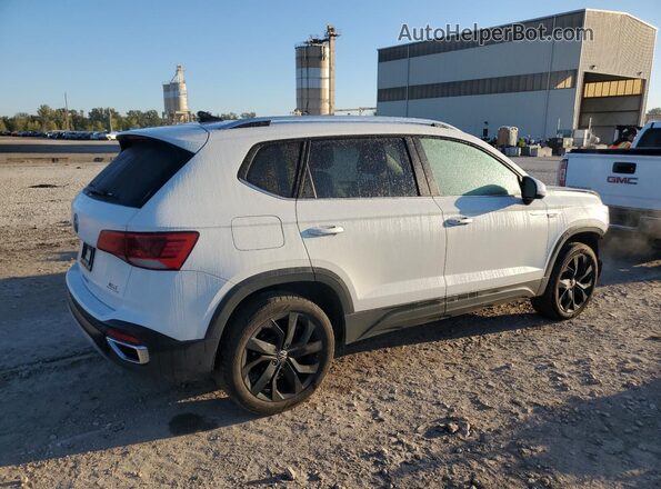 3VVEX7B20PM372519 2023 VOLKSWAGEN TAOS White Trasero derecho