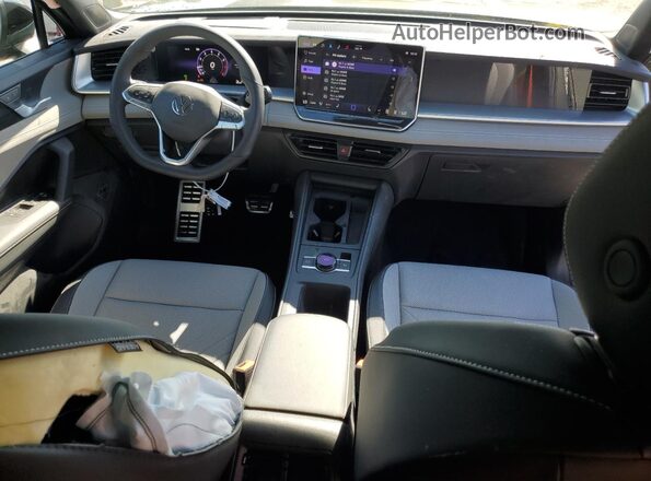 3VVGR7RM7SM023408 2025 VOLKSWAGEN TIGUAN Green Вид панелі приладів