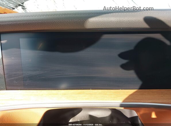 3VVLR7RMXSM055154 2025 VOLKSWAGEN TIGUAN Black Հետևի նստատեղերի տեսք