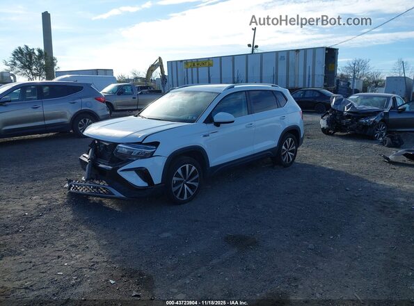 3VVLX7B20NM033621 2022 VOLKSWAGEN TAOS White 