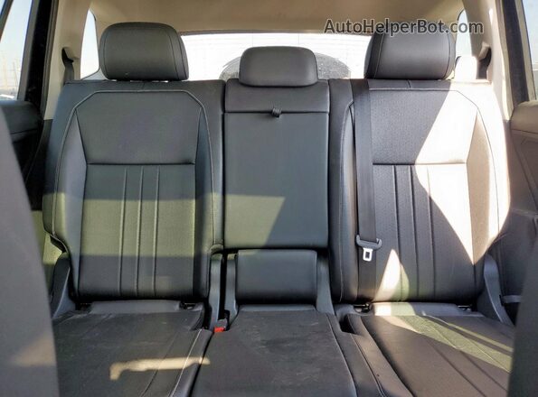 3VVNB7AX1RM116713 2024 VOLKSWAGEN TIGUAN Black Vista de los asientos traseros