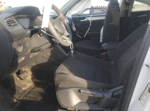 3VVRB7AX2PM041695 2023 VOLKSWAGEN TIGUAN White Front interior view