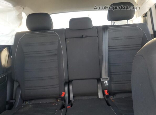 3VVRB7AX2PM041695 2023 VOLKSWAGEN TIGUAN White Rear seats view