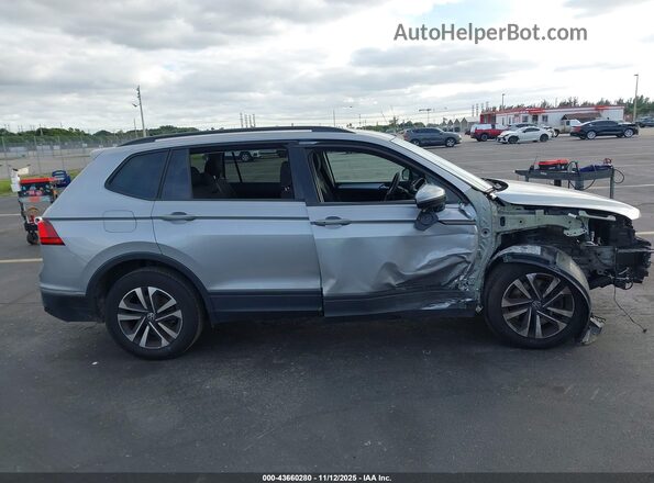 3VVRB7AX2PM054656 2023 VOLKSWAGEN TIGUAN Gray სალონის 360-გრადუსიანი ხედი