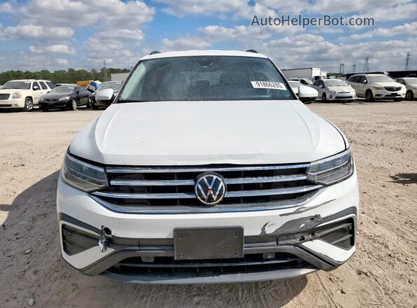 3VVRB7AX3PM078187 2023 VOLKSWAGEN TIGUAN White Widok z przodu